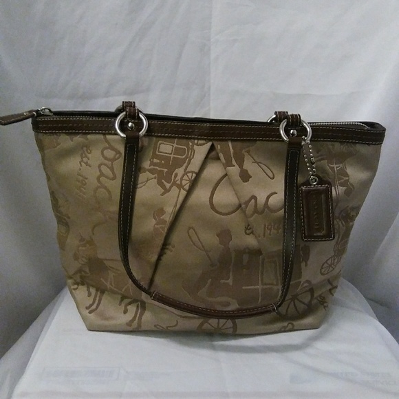 (NEW) Coach Purse - Picture 8 of 8